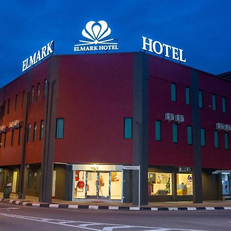 Elmark Hotel Melaka Экстерьер фото